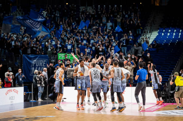 引领了多次 引领了多次